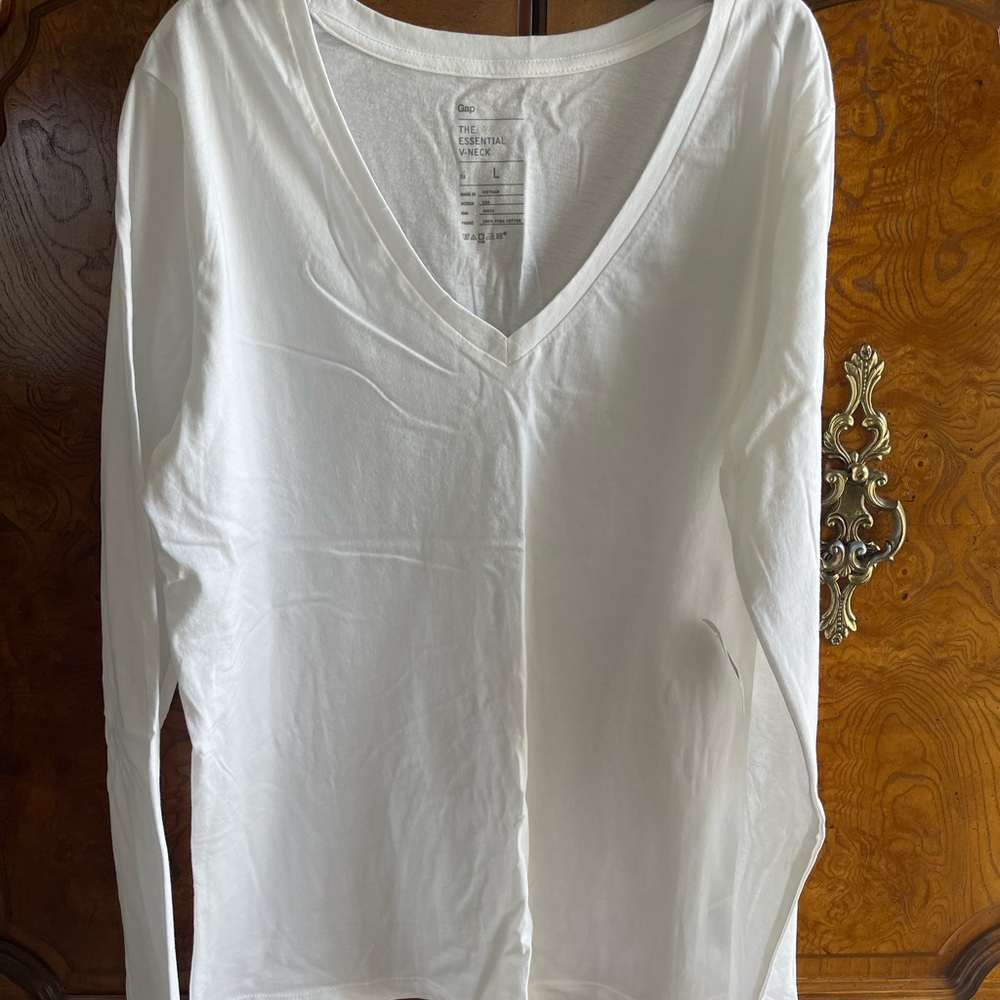 GAP White Fitted Long Sleeve Tee